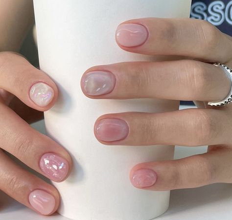 Douyin Nails Short, Korean Trends, Nails Inspiration Pink, Short Pink Nails, Trendy Manicure, Nails Inspired, Retro Nails, Hello Nails, Korean Nails