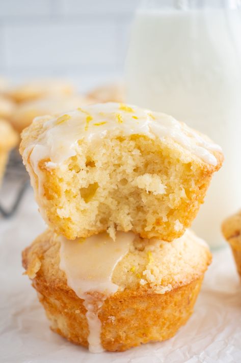 Lemon Loaf Muffins - Make the Best of Everything Lemon Pound Cake Muffins, Sour Cream Lemon Muffins, Lemon Loaf Muffins, Lemon Muffins Recipes, Lemon Muffins Easy, Starbucks Iced Lemon Loaf, Lemon Banana Bread, Lemon Yogurt Muffins, Easy Lemon Loaf