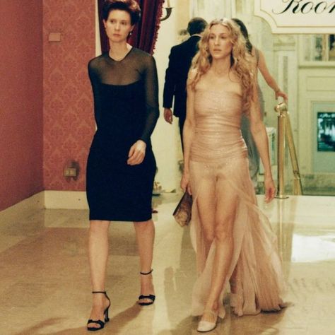 Carrie Bradshaw on Instagram: "such a beautiful dress 🤍" Carrie Bradshaw Pink Dress, Carrie Bradshaw Shoes, Carrie Bradshaw Outfits, Carrie Bradshaw Style, Scene Dress, Pale Pink Dress, Tv Fashion, Pink Wedding Dresses, City Outfits