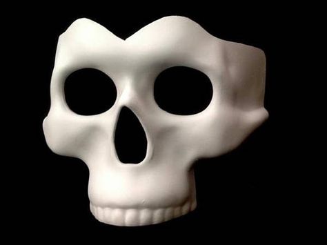 Half face DIY Skull Mask Base Paint your own Skeleton Diy Skull Mask, Diy Halloween Skull, Face Diy, Dr Facilier, Skeleton Mask, Diy Skulls, Homemade Halloween Decorations, Party Mask, Magic Man