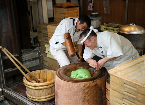 The Best 50 Things to Do in Nara Prefecture, Tried and Tested | Tokyo weekender Mochi Making, Japanese Rice Cake, Food Japanese, Japanese Menu, Menu Food, Japanese New Year, Travel Asia, French Restaurants, Japan Culture