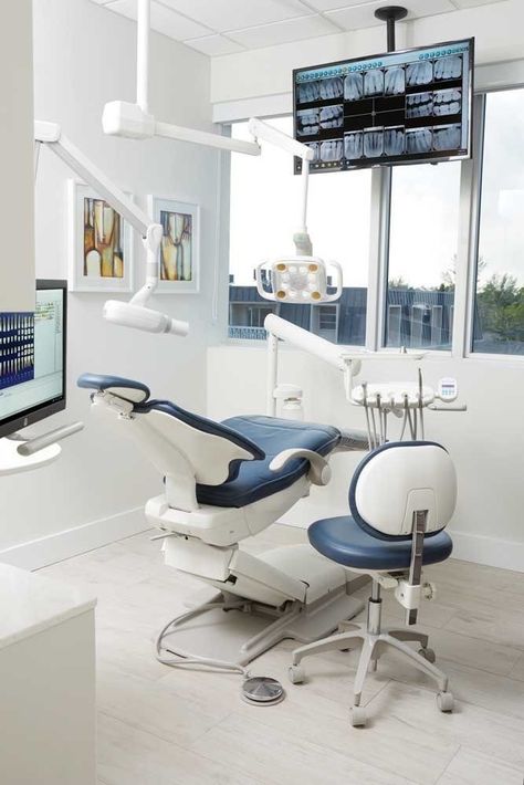 Dentist Office Design Interiors, Dentist Chair, Dental Design Interior, Orthodontic Office, Dentist Office Design, Dental Cabinet, Dental Office Design Interiors, Kedokteran Gigi, Medical Office Design