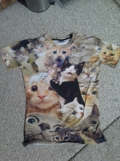 Silly Clothes, Kitty Clothes, Cute Fits, Dream Clothes, Cat Lady, Fitness Inspo, A Cat, I Dress, Cool Shirts