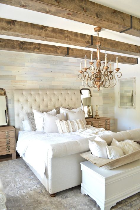 How to Create a Farmhouse Master Bedroom You will Love Vintage Porch, Basement Bedroom, Faux Wood Beams, French Country Bedrooms, Modern French, Farmhouse Bedding, Ideas Hogar, Farmhouse Bedroom Decor, Bedroom Refresh