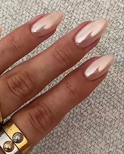 Sheer Gold Chrome Nails, Fall Nails Dip Powder Chrome, Dip Powder With Tips, Engagement Nails Ideas Simple, Peach Chrome Nails, Chrome Pearl Nails, Nails Vegas, Peach Acrylic Nails, Nail Aesthetics