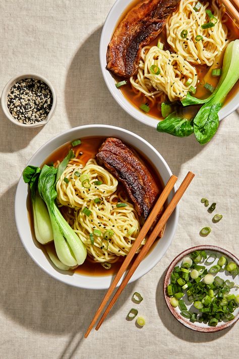 Ramen Bowl Photography, Chinese Noodle Photography, Chinese Soup Photography, Ramen Photography Styling, Ramen Food Photography, Asian Food Photography Styling, Chinese Food Photography Style, Soup Photography Styling, Japanese Restaurant Food