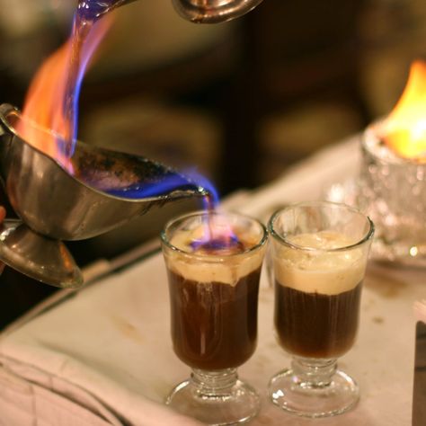 The 8 best coffee-based cocktails in Portland Coffee Mate, Drinking Around The World, Coffee Cocktails, Food Cart, Buy Coffee, The Raven, Coffee Latte, Coffee Pods, Foodie Travel