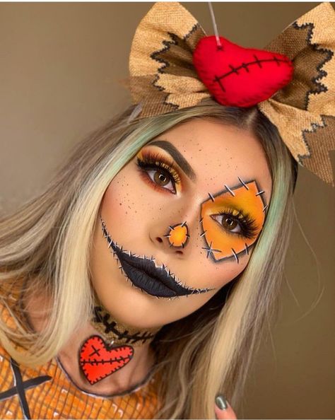 Scarecrow Costume Women, Scarecrow Face Paint, Scarecrow Halloween Makeup, Scary Halloween Makeup, Halloween Costumes Scarecrow, Scarecrow Makeup, Creepy Halloween Makeup, Cute Halloween Makeup, Hot Halloween Outfits