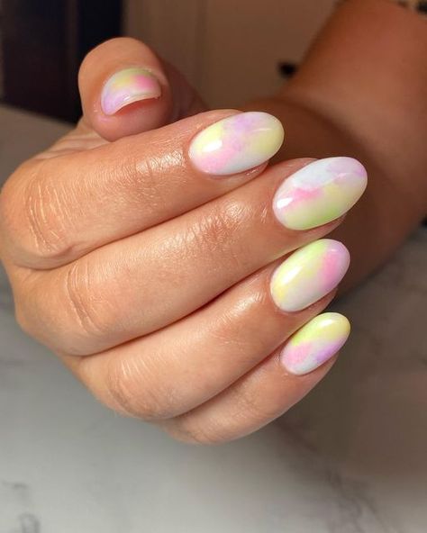 ⚡️Chicago Nail Technician⚡️ on Instagram: "Daydream nails scheme ☺️ base is gel builder 109 and you can see colors on next picture , take off sticky layer and then blend them with sponge" Sponge Nail Art Designs, Nail Art Sponge, Sponge Nail Art, Gel Builder, Sponge Painting, Polish Ideas, Nail Paint, Nail Technician, Nail Art Designs