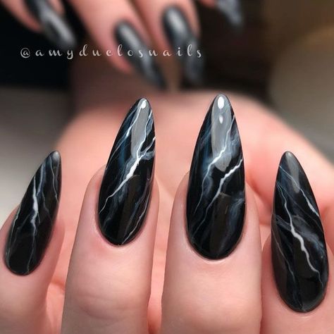 Elegant Marble Nails Tutorial With Classic Black French Manicure Long Nails, Ombre Glitter Nails, Marble Nails Tutorial, Black Marble Nails, Water Nails, Marble Nail Designs, Black Acrylic Nails, Marble Nail, Ombre Glitter