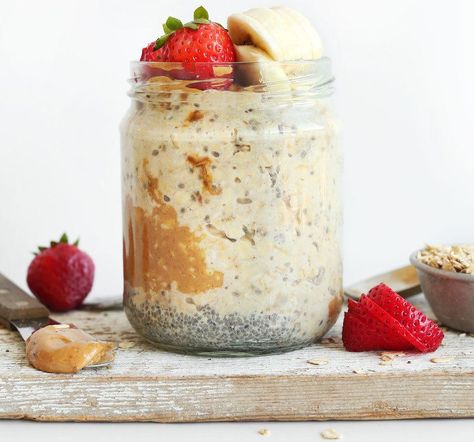 8 DASH diet recipes for every meal of the day | Well+Good Overnight Breakfast Ideas, Healthy College Meals, Peanut Butter Overnight Oats, Dash Diet Recipes, Overnight Breakfast, Overnight Oats Healthy, Oats Breakfast, Healthy Peanut Butter, Dash Diet