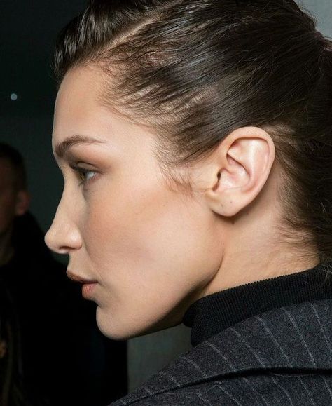 Hump Nose, Celebrity Plastic Surgery, Attractive People, Bella Hadid, Plastic Surgery, Google Images, Image Search, Pearl Earrings, Google Search