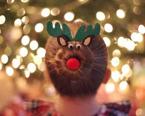 Reindeer Hair Bun, Katie Hairstyles, Christmas Hair Ideas, Whoville Hair, Reindeer Hair, School Christmas Party, Peekaboo Hair, Cute Ponytails, Christmas Hairstyles