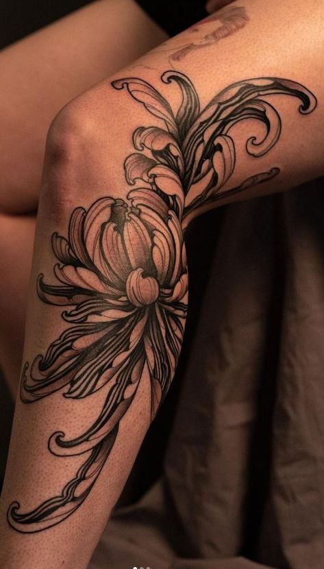 Full Shin Tattoo, Chrysanthemum Tattoo Leg Sleeve, Tattoo Ideas Flower Sleeve, Mismatched Tattoo Styles, Creative Hip Tattoos, Chrysanthemum Tattoo Blackwork, Side Thigh Flower Tattoo, Flower On Leg Tattoo, Dark Tattoo Sleeves For Women