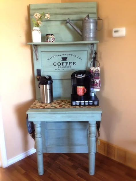 49 Exceptional DIY Coffee Bar Ideas for Your Cozy Home | Homesthetics - Inspiring ideas for your home. Diy Coffee Bar, Bar In Casa, Coffee Stations, Funky Junk Interiors, Doors Repurposed, Coffee Nook, Coffee Bar Home, Home Coffee Bar, Coffee Bar Ideas