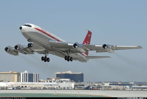 Travolta Airlines Boeing 707 Commercial Plane, Boeing 707, Air Ambulance, Boeing Aircraft, Medical Emergency, Passenger Aircraft, Vintage Aviation, Commercial Aircraft, Civil Aviation