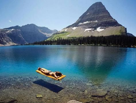 Flathead Lake, Montana Montana Lakes, Lake Montana, Hidden Lake, Flathead Lake, Best Honeymoon Destinations, Glacier National Park Montana, Best Honeymoon, Destination Voyage, Usa Travel Destinations