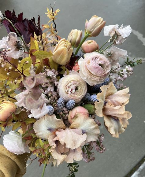 Muted Colorful Wedding Flowers, Muted Color Flowers, Muted Bouquet, Blue And Mauve Bouquet, Muted Color Flower Arrangements, Muted Fall Floral Arrangements, Multicolor Wedding, Spring Interiors, Fall Wedding Color Palette