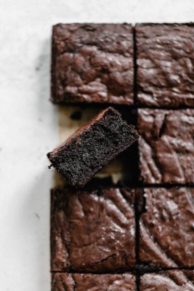 Better Than Boxed Brownies - Broma Bakery Brownies Decorados, Broma Bakery, Dark Chocolate Brownies, Slow Cooker Desserts, Browned Butter, Best Brownies, English Breakfast, Fudge Brownies, Köstliche Desserts