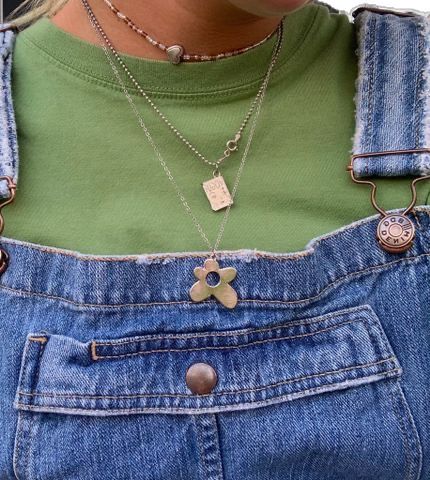 Fleur Tyler The Creator, Summer Jewelry Diy, Vintage Overalls, Vsco Aesthetic, Aesthetic Flower, Granola Girl, Tyler The Creator, New Energy, Jewelry Inspo