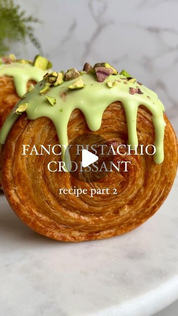 Pistachio Cream Filled Croissant, Lafayette Croissant Recipe, Pistachio Cream Croissant, Pistachio Cream Puffs, Pistachio Pastry Cream, Lafayette Croissant, Pandan Croissant, Pistachio Patisserie, Fancy Croissants