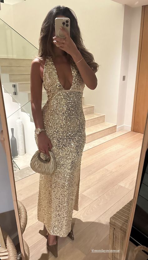 Brown Prom Dresses, Yellow Homecoming Dresses, Orange Prom Dresses, Purple Homecoming Dress, Burgundy Homecoming Dresses, Sequin Halter Dress, Dress Cocktail Party, Grey Prom Dress, Monday Swimwear