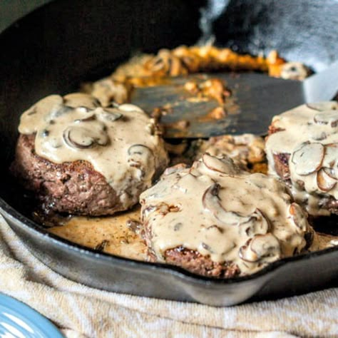 Low Carb Skillet, Keto Burgers, Keto Mushrooms, Fat Burger, Mushroom Gravy Recipe, Mushroom Sauce Recipe, Low Carb Burger, Keto Burger, Mushroom Burger