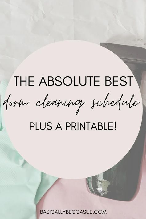 Have the cleanest dorm on campus with this quick and easy dorm cleaning schedule! Dorm Cleaning Schedule, College Packing Tips, College Packing Checklist, Dorm Desk Organization, College Dorm Hacks, Dorm Cleaning, Girl College Dorms, College Dorm Checklist, College Dorm Organization