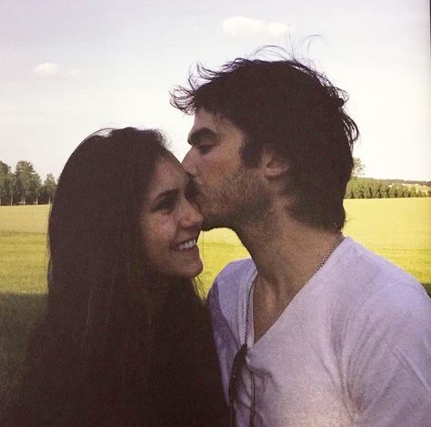 Ian Somerhalder Posts on Instagram: “Old photo of Ian with Nina Dobrev, maybe behind the scenes of The Vampire Diaries, when they were dating!!! 😍🎬❤ @iansomerhalder @nina…” Ian And Nina Aesthetic, Ian Somerhalder Wallpaper, Nina And Ian, Nina Dobrev And Ian Somerhalder, Ian E Nina, Ian And Nina, Ian Joseph Somerhalder, Vampire Diaries Poster, Damon Salvatore Vampire Diaries