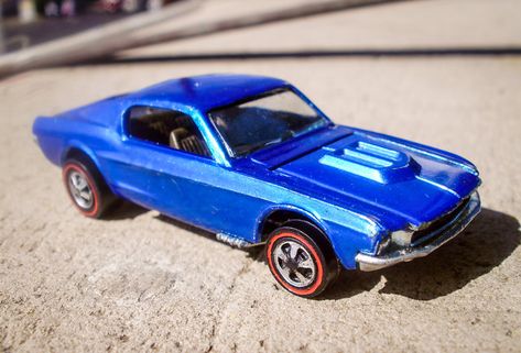 Hot Wheels Mustang, Custom Mustang, Hot Wheels Display, Classic Muscle Cars, Hot Wheels Garage, Custom Pickup Trucks, Vintage Hot Wheels, Hot Wheels Toys, Custom Hot Wheels