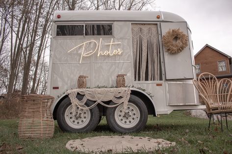 Vintage Mobile Photo Booth out of a vintage horse trailer. NY based. Horse Trailer Photo Booth, Trailer Photo Booth, Mobile Photo Booth, Vintage Horse Trailer, Photography Booth, Open Air Photo Booth, Photo Booth Business, Shasta Camper, Mirror Photo Booth