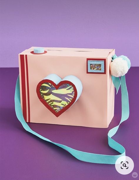 Diy Valentine's Mailbox, Unique Valentine Box Ideas, Girls Valentines Boxes, Valentine Box Ideas, Valentine Boxes For School, Diy Valentines Box, Valentines Diy Kids, Kids Valentine Boxes, Valentine Card Box