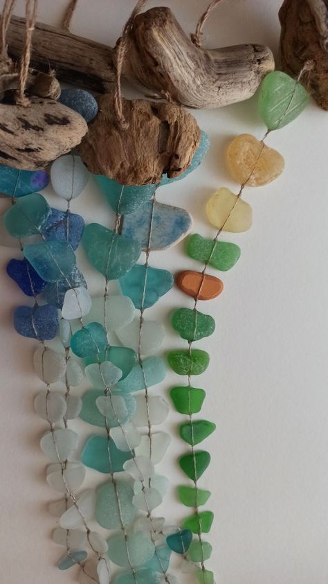 Sea Glass Driftwood, Beach Glass Suncatcher, Seaglass Suncatcher Diy, Seaglass Suncatcher, Windchimes Diy, Crystal Suncatchers Diy, Suncatcher Diy, Sea Glass Art Projects, Beach Glass Crafts