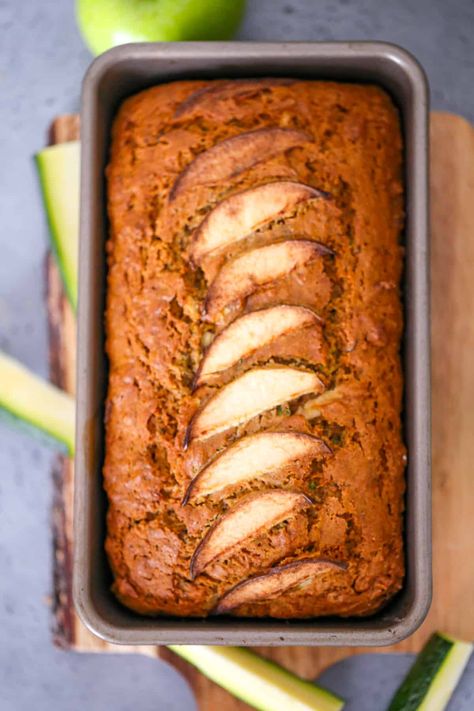 Healthy Apple Zucchini Bread Dessert Bread Machine Recipes, Peach Zucchini Bread, Homemade Dessert Bread, Apple Zucchini Bread, Healthy Zucchini Bread, Apple Zucchini, Healthy Protein Pancakes, Easy Zucchini Bread Recipes, Vegan Zucchini Bread