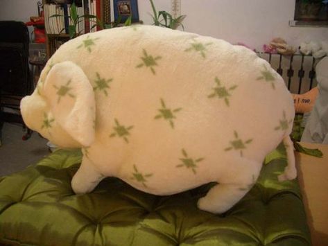 Picture of How to do a little pig pillow Stuffed Pig, Pig Pillow, Pig Crafts, Monkey Stuffed Animal, Pig Art, Sewing Stuffed Animals, Pet Pigs, Fabric Toys, Sewing Pillows