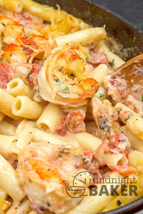 This is a great seafood and pasta casserole. Great for Christmas Eve or a lenten meal. French Shrimp Dishes, Shrimp Casserole Recipes Main Courses, Shrimp Provencal, Shrimp And Pasta, Seafood Casserole Recipes, Shrimp Casserole, Quick Casseroles, American Foods, Seafood Pasta Recipes