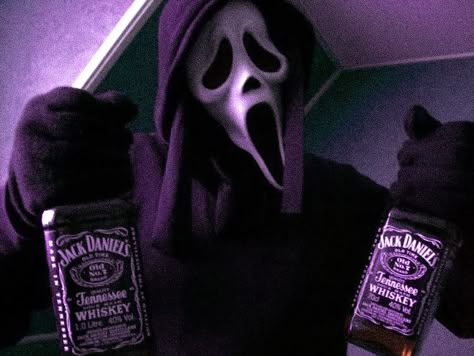 Trashy Y2k Profile Pic, Ghostface Asethic, Gost Face Pfp, Ghostface Pfp Icon, Ghostface Pfp Icon Aesthetic, Ghostface Computer Wallpaper, Horror Movie Icons Aesthetic, Scary Pfps Discord, Mehdi Core