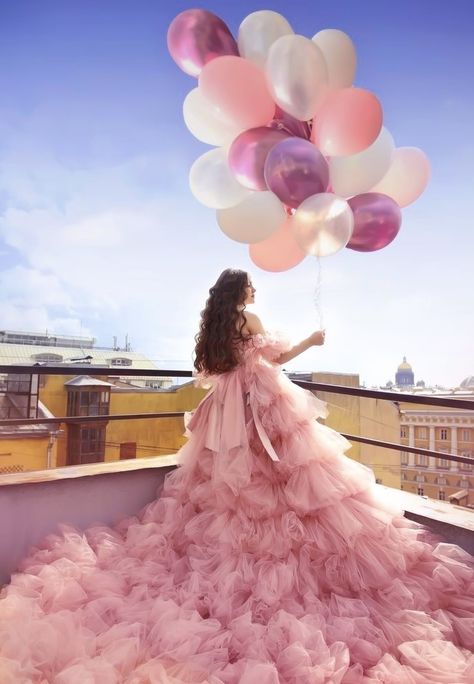 Balloons Photography, Classy Gowns, Glam Photoshoot, Gown Photos, Quince Dresses, Ball Gown Dresses, Birthday Photoshoot, Pink Wedding, Birthday Dresses