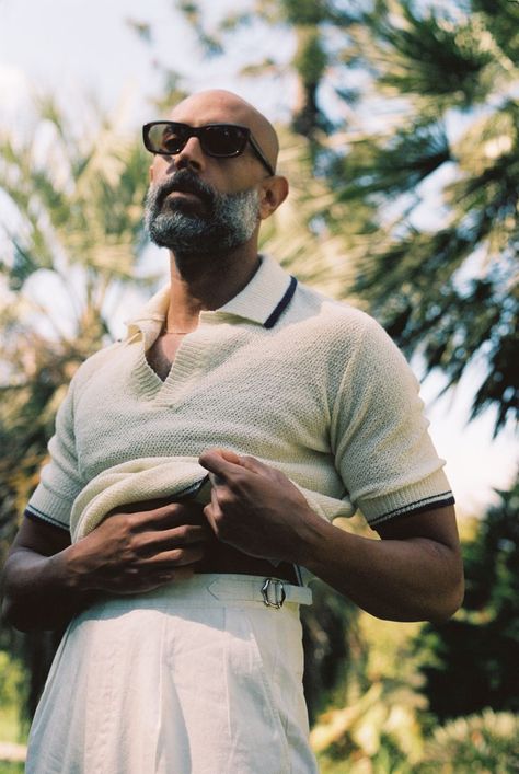 Nathaniel Asseraf, Pep Guardiola Style, Summer Beard, Summer Fits Men, Men Fashion Classy, Polo Outfit, Mens Summer Outfits, Cool Accessories, Fits Men