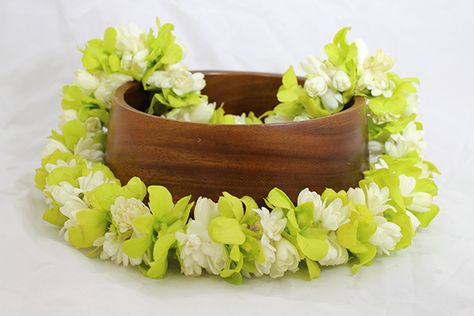 Hawaii People, Ancient Hawaii, Orchid Lei, Hawaiian Leis, Flowers Last Longer, Flower Lei, Hawaiian Lei, Graduation Leis, Kukui Nut