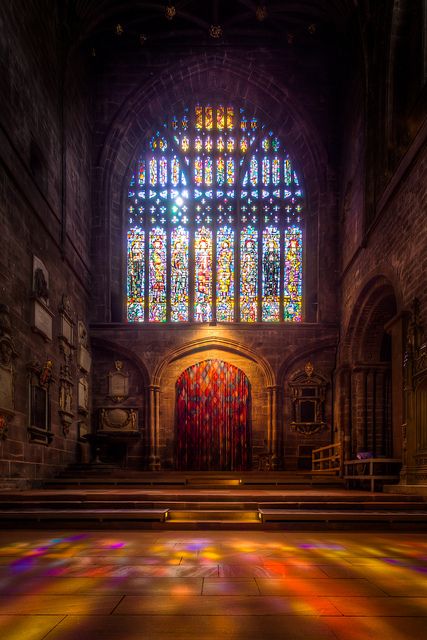 Stained Glass Window in Chester Cathedral, UK Stain Glass Lamp Shades, Perspective Study, Chester Cathedral, L'art Du Vitrail, Stained Glass Church, زجاج ملون, Gothic Cathedral, Church Windows, Church Architecture