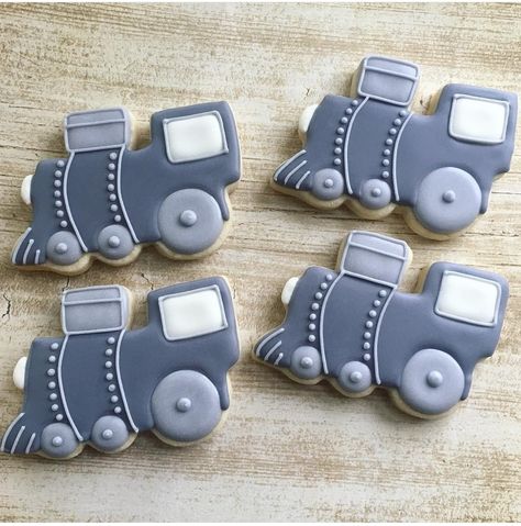 Chugga Chugga Two Two 2nd Birthday Cookies, Train Cookies Decorated, Train Sugar Cookies, Train Baby Shower Theme, Choo Choo Train Birthday Party, Car Decoration Ideas, Train Baby Shower, Train Theme Birthday Party, Train Cookies