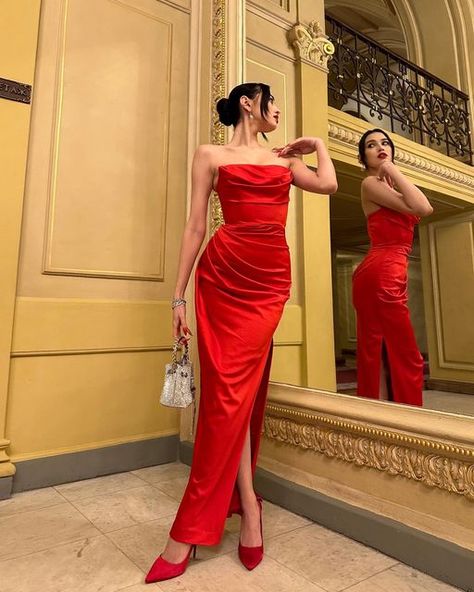 Gala Night, Filipiniana Dress, Classy Prom, Red Silk Dress, Hollywood Dress, Classy Prom Dresses, Prom Ideas, Red Dress Outfit, Cocktail Evening Dresses