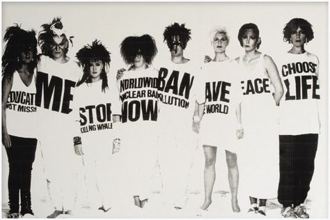 The politics of the '80s were soon shown via pop stars Wham! when they adopted the designs of British designer Katherine Hamnett and her memorable t-shirt: Choose Life. Hamnett had created a series... Katherine Hamnett, 1980s Fashion Trends, Katharine Hamnett, 80s Fashion Trends, 90s Fashion Women, Protest Signs, Hair And Beauty Salon, Slogan Tee, 1980s Fashion