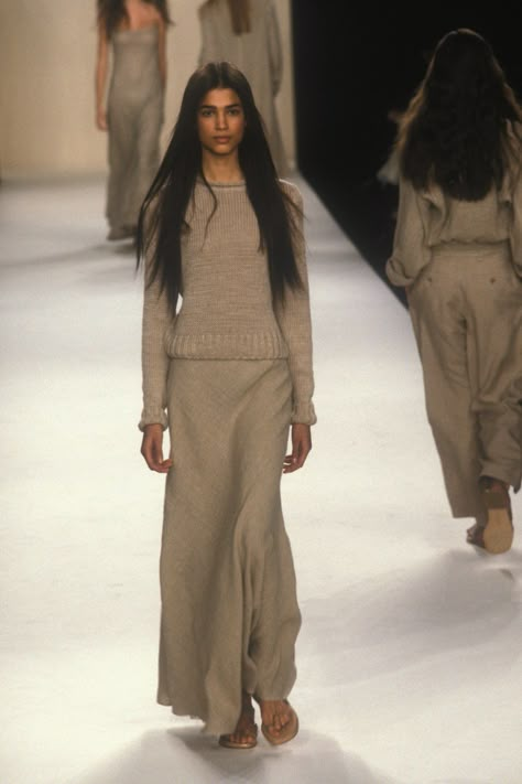 90s Minimalism Fashion, Ralph Lauren Spring Summer, Ralph Lauren Runway, Classic Ralph Lauren, 90s Ralph Lauren, 90s Runway Fashion, Vintage Runway, Long Skirts, Fall Fits