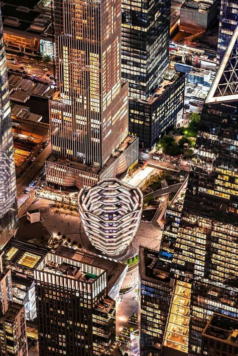 New York New York Nyc View, Nyc Itinerary, Thomas Heatherwick, Voyage New York, Hudson Yards, Skyscraper Architecture, Friday Night Lights, New York Art, Concrete Jungle