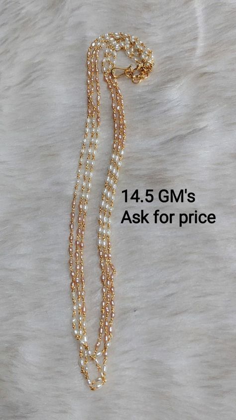 Muthyala Chains Simple, Small Pearl Chains Indian Gold, Muthyalu Chain, Muthyala Haram Designs Gold, Muthyala Haram Designs, Pearl Chain Designs, Pearl Mala, Gold Jewelry Outfits, Gold Earrings Models