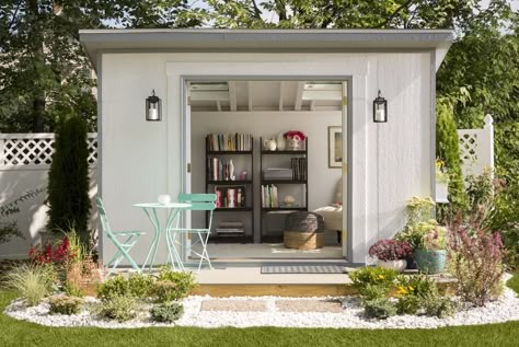 She Sheds - The Secret to Creating Your Own She Shed She Shed Diy, She Shed Decor, Office Shed, Shed Decor, Backyard Studio, Outdoor Buildings, Shed Plan, Backyard Sheds, Wooden Sheds