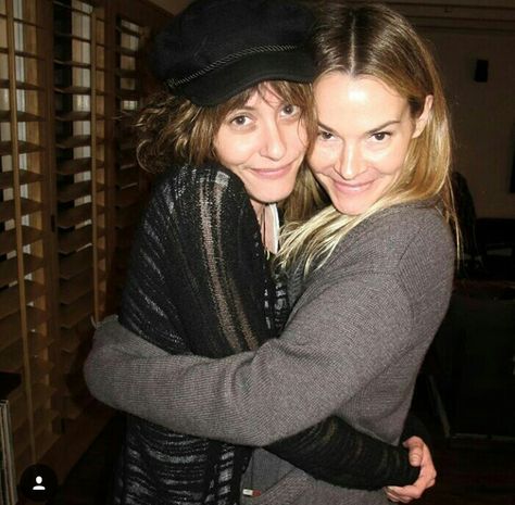 Kate Moennig Leisha Hailey - The L Word Leisha Hailey, Kate Moennig, Katherine Moennig, Future Girlfriend, The L Word, Actor Model, I Love Girls, I Love Dogs, Cowboy Hats