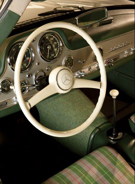 Mercedes Interior, Mercedes Benz 300sl, Garage Style, Inside Car, Dash Board, Auto Retro, Stick Shift, Mercedes Benz 300, Motor Mobil